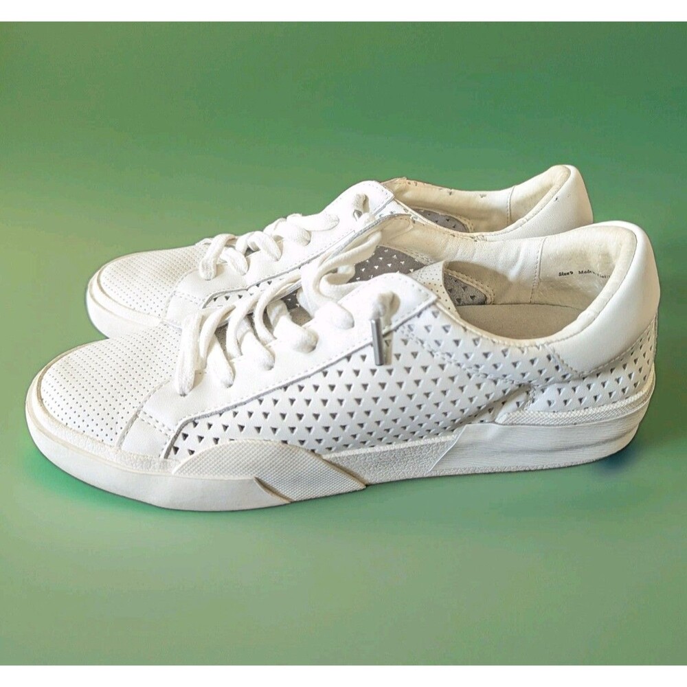 Dolce Vita Zina Women's Perforated 360 White Perforated Leather Sneakers Sz 9